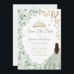 Sage Green Gold Floral Quinceanera Save The Date<br><div class="desc">Sage Green Gold und weißen Blumen Quinceanera Feier Save the Date Karte. Features brünettes Mädchen in Ballkleid,  Skript-Schriftart,  Goldschmetterlinge,  Rose und Tiara. Ideal für eine elegante Glasfeier im Prinzessinnstil. Personalisieren Sie Ihre persönlichen Daten. Gedruckte Zazzle-Karten oder Sofortdownload digitaler Druckvorlage.</div>