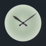 Sage Green Gradient Aura Runde Wanduhr<br><div class="desc">Gradient Design - Aura-Effekt - Farbe Grün.</div>