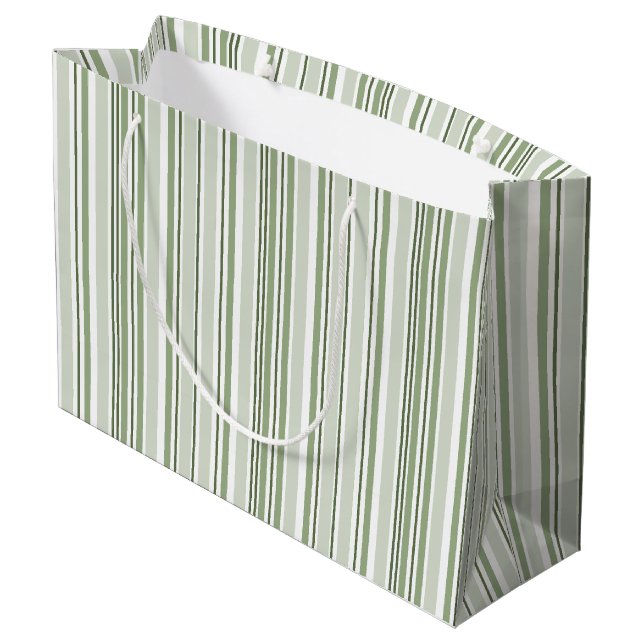 Sage Green (Light, Medium, Dark) and White Stripes Große Geschenktüte (Rückseite Schrägansicht)