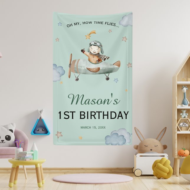 Sage Green Little Pilot Sky 1st Birthday Banner (Von Creator hochgeladen)