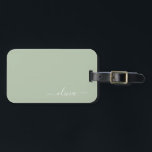 Sage Green Minimalistisch Modern Monogram Elegant Gepäckanhänger<br><div class="desc">Mit unserer Sage Green Minimalistisch Modern Monogram Elegant Collection: Erleben Sie Ihre Ästhetik mit ruhiger Eleganz und zeitloser Eleganz. Unsere Kollektion präsentiert minimalistische Designs in einer ruhigen, grünen Weiß, ergänzt durch raffinierte Monogramme, die auf Ihren persönlichen Stil zugeschnitten sind. Von der polierten Schreibwaren bis hin zu vielseitigem Zubehör, jedes Stück...</div>
