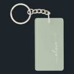 Sage Green Minimalistisch Modern Monogram Elegant Schlüsselanhänger<br><div class="desc">Mit unserer Sage Green Minimalistisch Modern Monogram Elegant Collection: Erleben Sie Ihre Ästhetik mit ruhiger Eleganz und zeitloser Eleganz. Unsere Kollektion präsentiert minimalistische Designs in einer ruhigen, grünen Weiß, ergänzt durch raffinierte Monogramme, die auf Ihren persönlichen Stil zugeschnitten sind. Von der polierten Schreibwaren bis hin zu vielseitigem Zubehör, jedes Stück...</div>