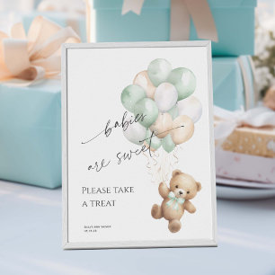 Sage Green Modern Bearly Warte Nehmen Sie Leckerei Poster