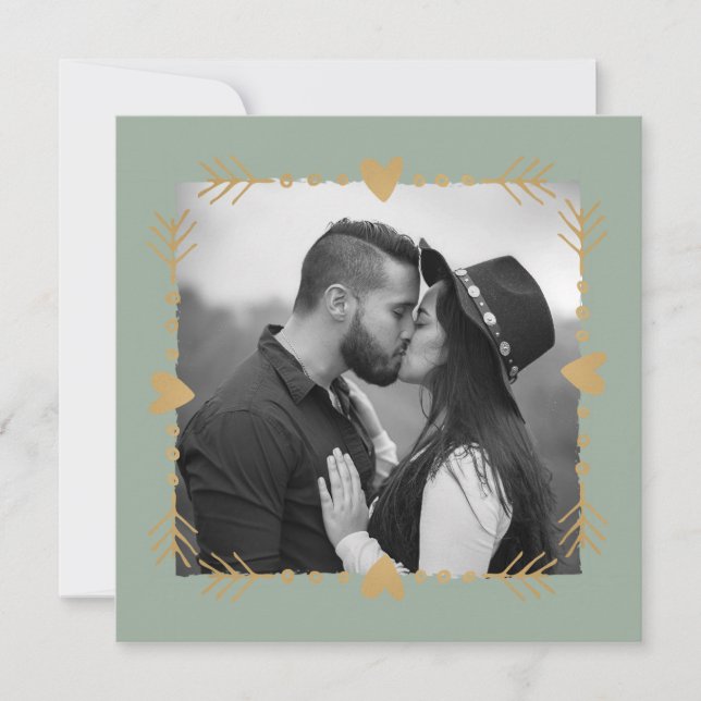 Sage Green Modern Foto Gold Hearts Hochzeiten Einladung (Vorderseite)