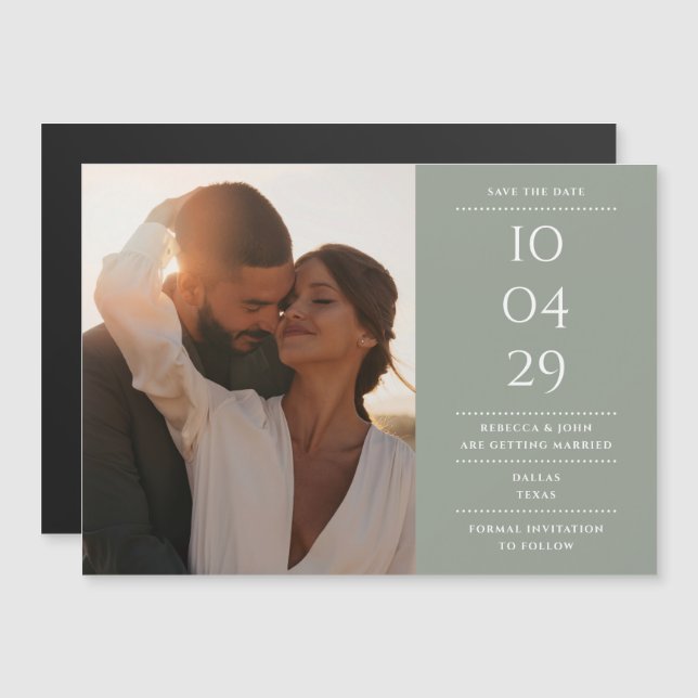 Sage Green Modern Wedding Foto Save the Date Magneteinladung (Vorne/Hinten)