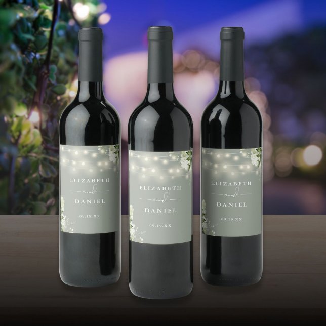 Sage Green String Lights Blumengrün Hochzeit Weinetikett (Sage Green String Lights Floral Greenery Wedding Wine Label)