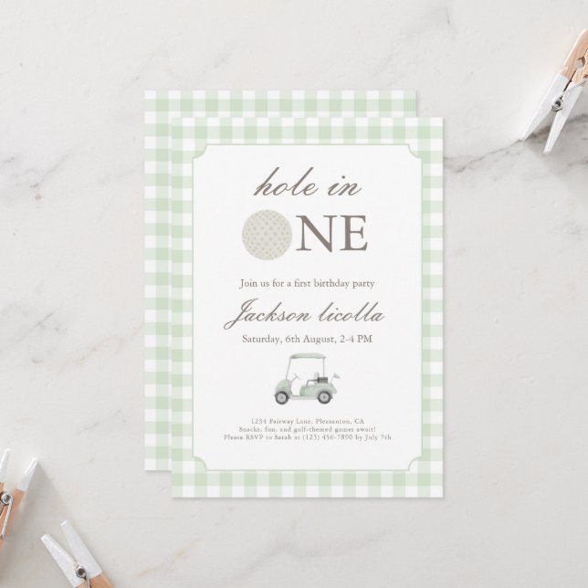 Sage Green Trou en un Golf Invitation Anniversaire (Devant/Arrière en situation)