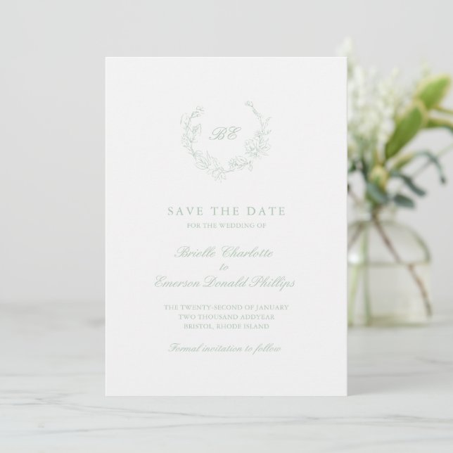 Sage Green Wreath Monogram Foto Elegante Hochzeit Save The Date (Stehend Vorderseite)