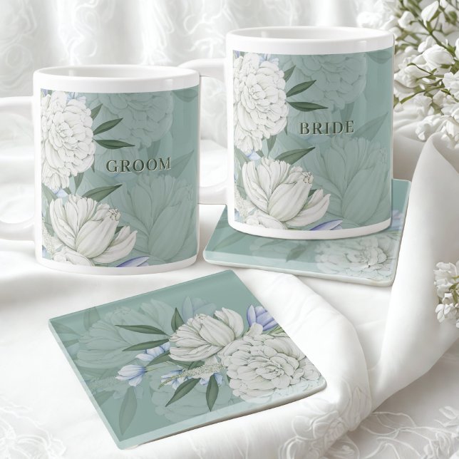 Sage Grün & Pfingstrosen Hochzeitsgeschenk | Glasuntersetzer (Complete the set! This floral glass coaster pairs perfectly with our matching bride & groom mugs. ✨)