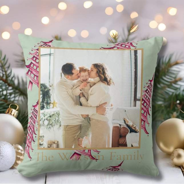 Sage red Pagoda Merry Christmas Tree 1 Foto Kissen (Sage red Pagoda Merry Christmas Tree 1-Photo Throw Pillow)