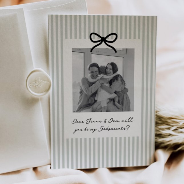 Sagegrüne Streifen Patenonkel und Patentante Vorsc Einladung (Zazzle Sage Green Stripes Godparents Proposal Invitation)