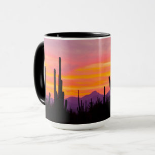 Saguaro-Kakteenwald bei Sonnenuntergang Tasse