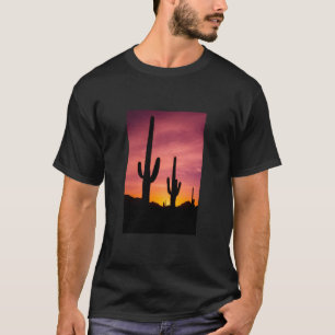 Saguaro-Kaktus bei Sonnenaufgang, Arizona T-Shirt