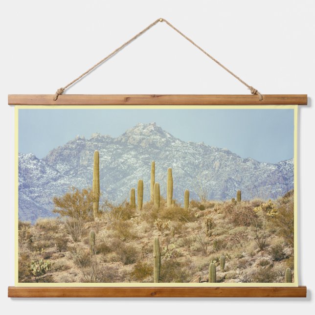 Saguaro Nationalpark mit dem Berg Wandteppich Mit Holzrahmen (Vorne)