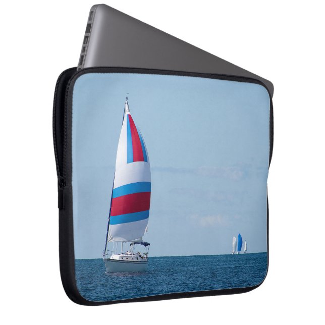 Sailboat Regatta am Lake Michigan Laptopschutzhülle (Vorne Rechts)
