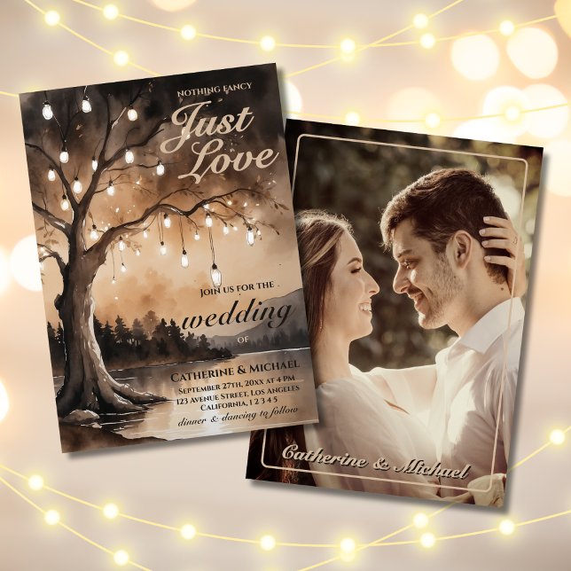 Saitenlichter auf einer romantischen Hochzeit mit  Einladung (Von Creator hochgeladen)