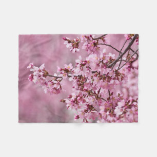 Sakura Cherry blüht pastellrosa Schichten Fleecedecke
