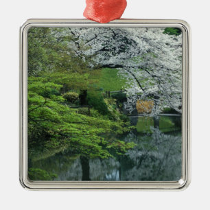 Sakura, Koishikawa Koraku-en-Garten, Tokio, Ornament Aus Metall