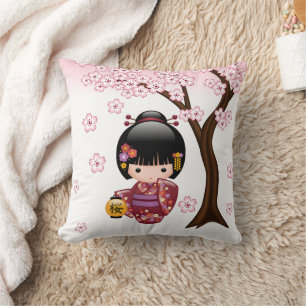 Sakura Kokeshi-Puppe - Süßes japanisches Geisha-Mä Kissen
