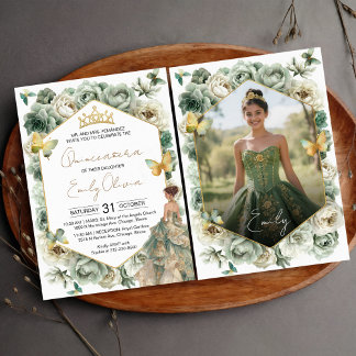 Salbeigrüne florale Schmetterlings-Foto-Quinceañer Einladung