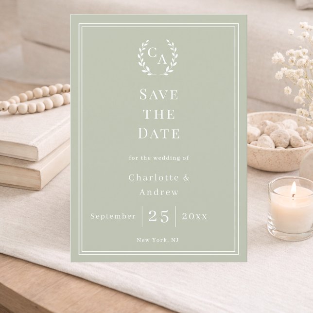 Salbeigrüne Monogramm-Kranz-Hochzeit Save The Date (Von Creator hochgeladen)