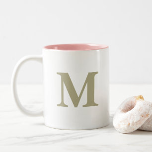 Salbeigrünes Monogramm Anfangsbuchstabe Hochzeitsg Zweifarbige Tasse