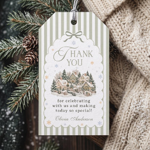 Salbeigrünes Winterdorf Weihnachten Baby Shower Geschenkanhänger