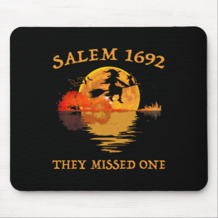 Salem 1692 verpasste eine Hexenmeistersaal Mousepad