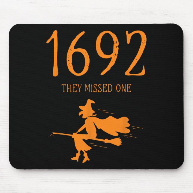 Salem 1692 verpassten sie ein Fun Halloween Hexe 2 Mousepad (Vorne)