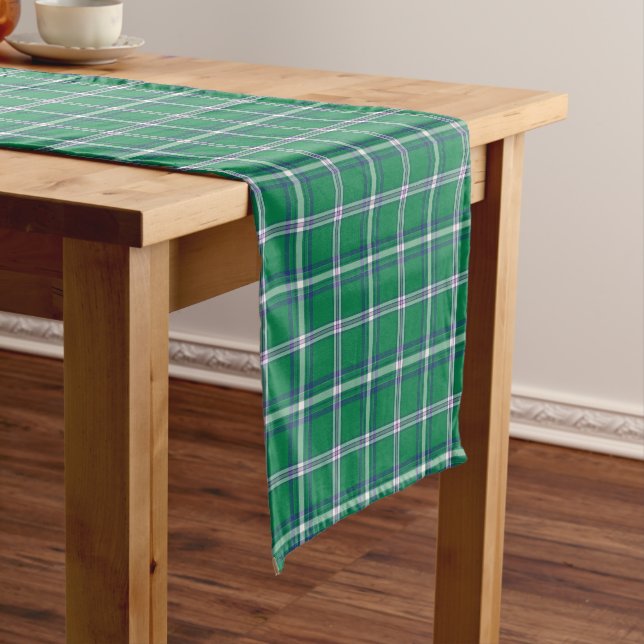 Salem Green and White Plaid Kurzer Tischläufer (Beispiel)