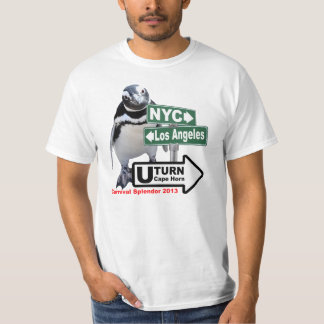 Sally die Pinguin-Richtungskap hoorn Front T-Shirt