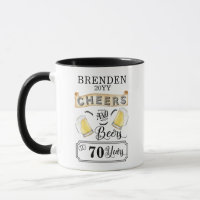 Salutations et bières à 70 ans de Mug d'anniversai