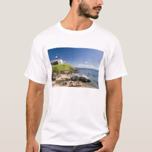 Salvador, Brasilien. Porto da Barra und die T-Shirt