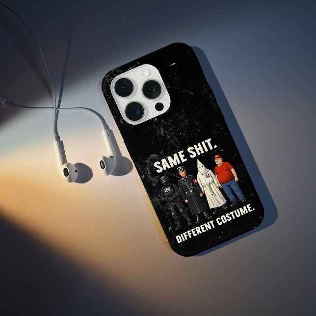 Same Different Costume iPhone 15 Pro Hülle (Von Creator hochgeladen)