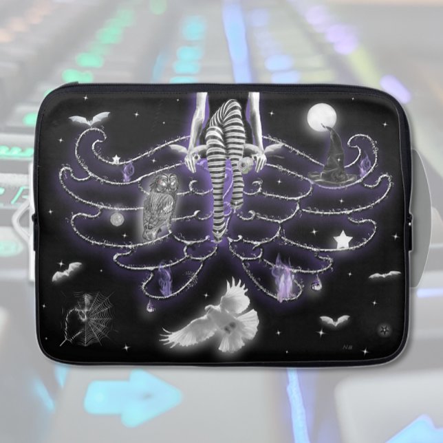 Samhain Laptopschutzhülle (Von Creator hochgeladen)