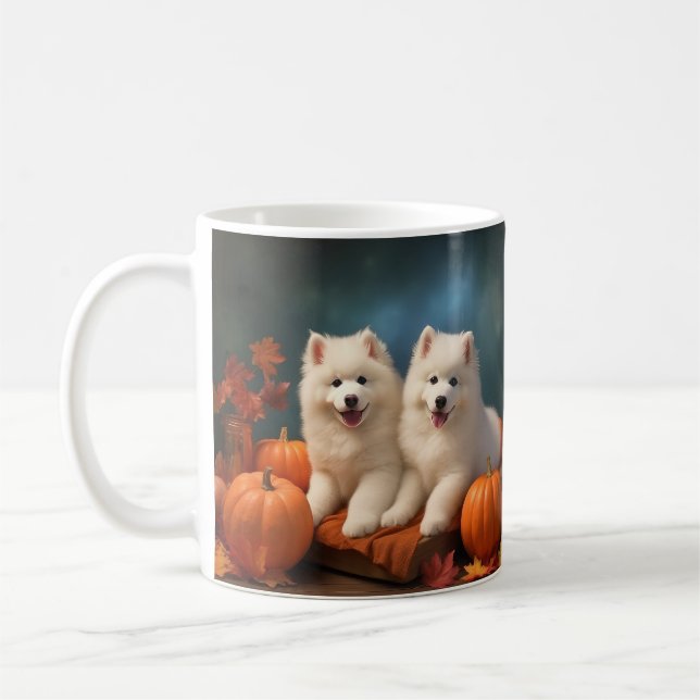 Samoyed Puppy Autumn Delight Pumpen Kaffeetasse (Links)