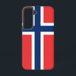 Samsung Galaxy S22 Case Flag Norwegen Samsung Galaxy Hülle<br><div class="desc">Mit dem exklusiven Handy-Cover, das mit der fetten und ikonischen Flagge Norwegens geschmückt ist, können Sie Ihre Samsung Galaxy S22 aufwerten. Dieses Cover wurde mit Präzision und Sorgfalt erstellt und schützt nicht nur Ihr Gerät, sondern feiert auch Norwegens reichhaltiges Kulturerbe. Das markante rote, weiße und blaue Kreuz symbolisiert Norwegens Geschichte,...</div>