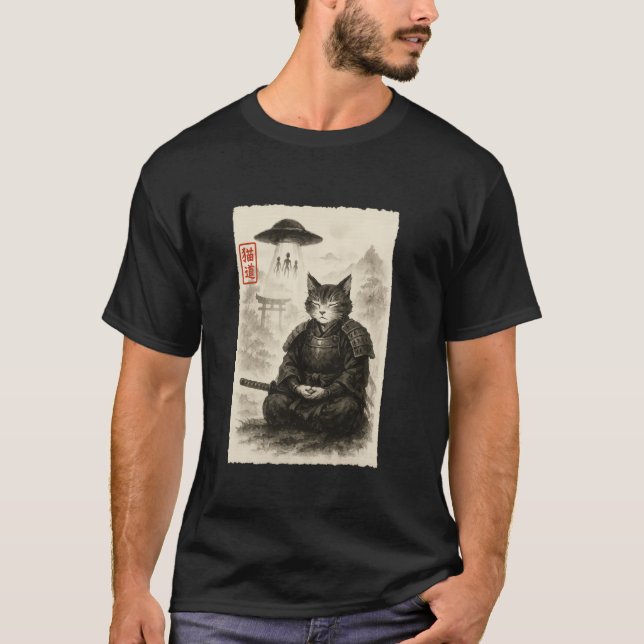 Samurai Cat Alien UFO Funny Invasion Meme Sumi e J T-Shirt (Vorderseite)