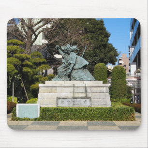 Samurai Kamakura Gongoro Kagemasa Kabuki Statue Mousepad