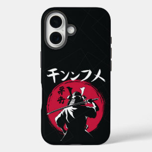 Samurai-Silhouette mit Katana und aufstrebenden Su iPhone 16 Hülle