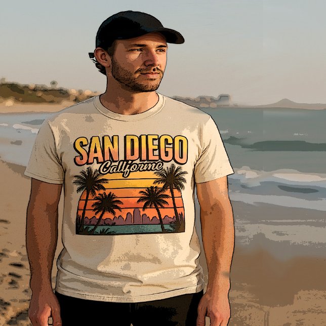 San Diego California | Skyline Beach T-Shirt (Von Creator hochgeladen)