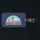 San Francisco Retro City Skyline Vintag Cityscape Gepäckanhänger<br><div class="desc">Vintages und retro City Design mit wunderschöner Skyline, touristischer Attraktion und Stadtbild. Cooler Wolkenkratzer und Gebäude Silhouette Illustrationen für Touristen und Reisende. Ideal als Souvenir, um Zuhause auf Reisen zu bringen. Rett die Erinnerung an deine Reise und Ferien mit Familie und Freunden. Die Hintergrundfarbe kann auf die gewünschte Farbe angepasst...</div>