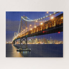 San Francisco Skyline und Bay Bridge bei Nacht