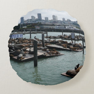 San Francisco und Pier 39 Seelöwen Stadt Skyline Rundes Kissen
