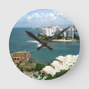 San Geronimo, Condado, Puerto Rico durch Galina - Runde Wanduhr