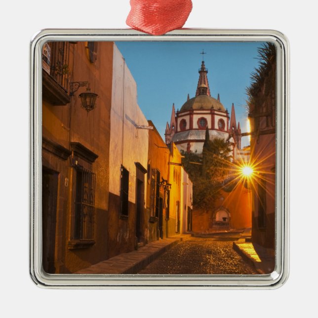 San Miguel de Allende, Mexiko. Kredit als:Nancy Silbernes Ornament (Vorne)
