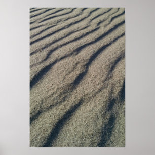 Sand bildet Kräuselungen, von der Windaktion Poster