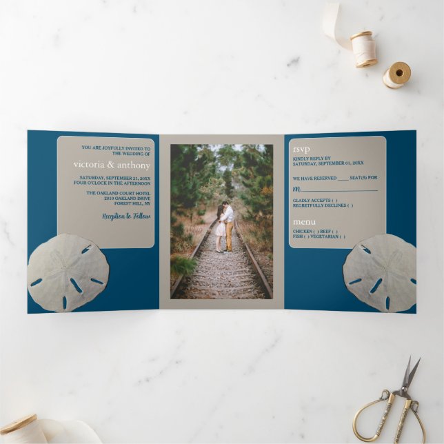 Sand Dollar, Ocean Blue Beach Hochzeit Dreifach Gefaltete Einladung (Innenseite)
