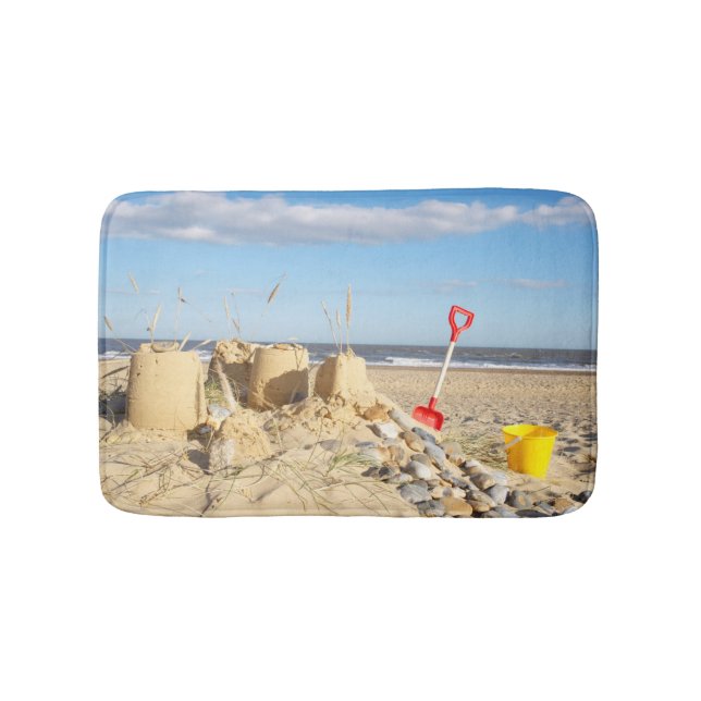 Sandcastle am Strand Badematte (Vorderseite)