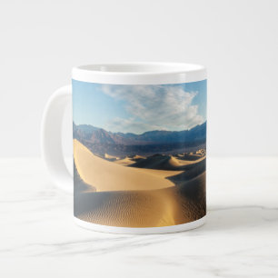 Sanddünen im Death Valley, CA Jumbo-Tasse